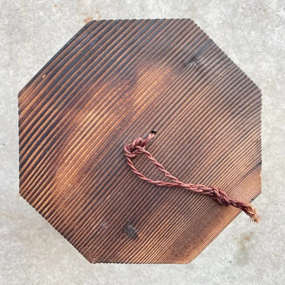 Tokoname Ware Hisamatsu Kiln Urn Vase with Wooden Lid - Picture 3 of 15